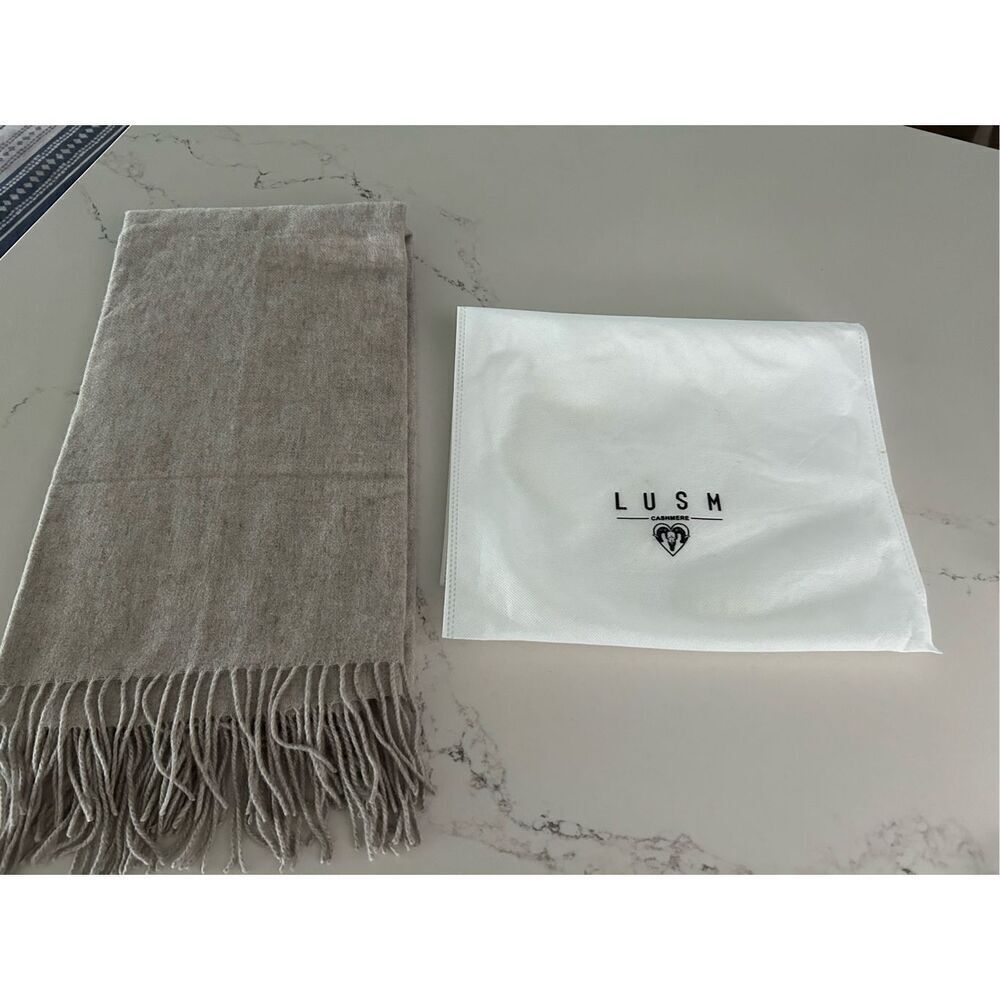 NEW Soft Lusm France Lightweight Yakwool Scarf Shawl Winter 30”x80”